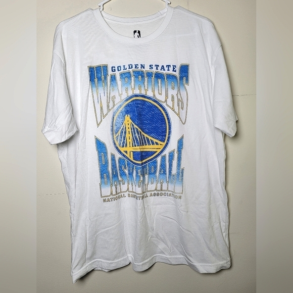 Men's NBA Golden State Warriors Basketball Short Sleeve T-shirt, Size Large - Picture 1 of 2